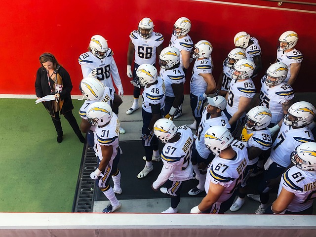 尤其在上半 尤其在上半